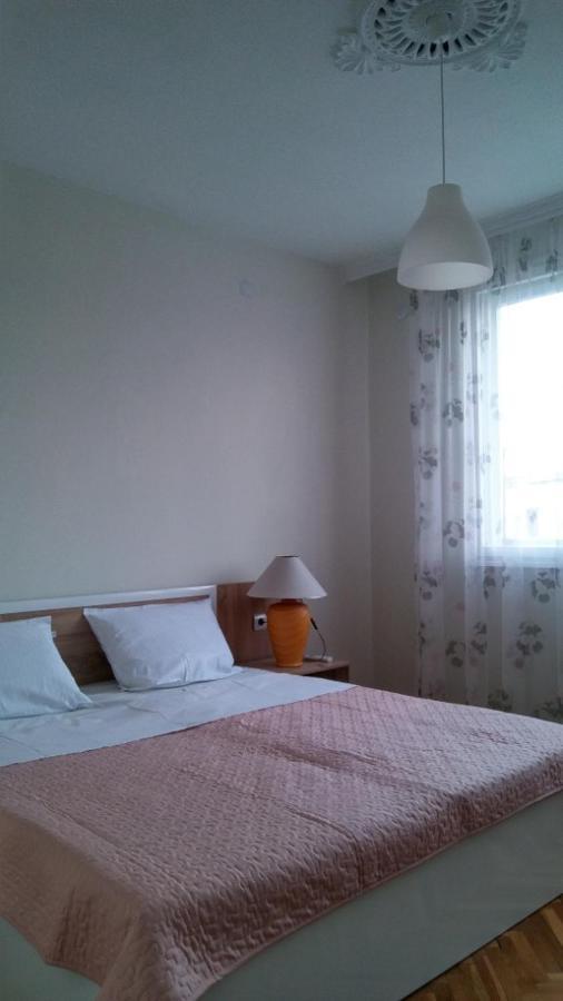 Dima Apartment Veliko Tŭrnovo Exterior foto