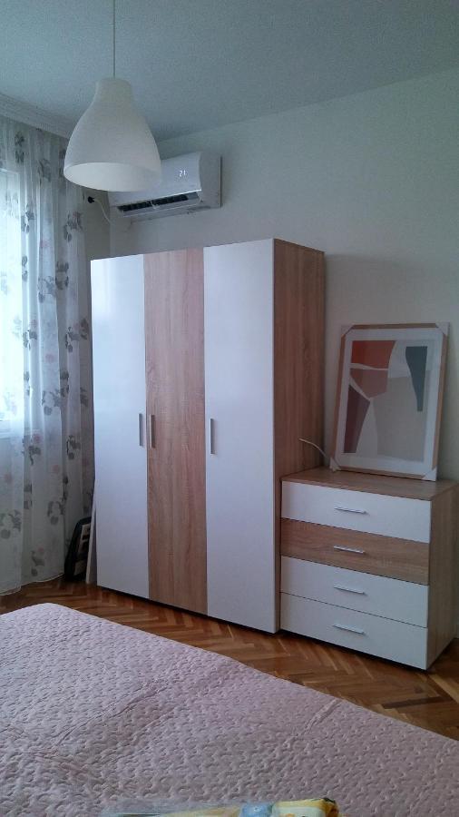 Dima Apartment Veliko Tŭrnovo Exterior foto