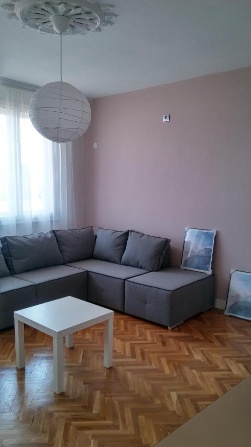 Dima Apartment Veliko Tŭrnovo Exterior foto